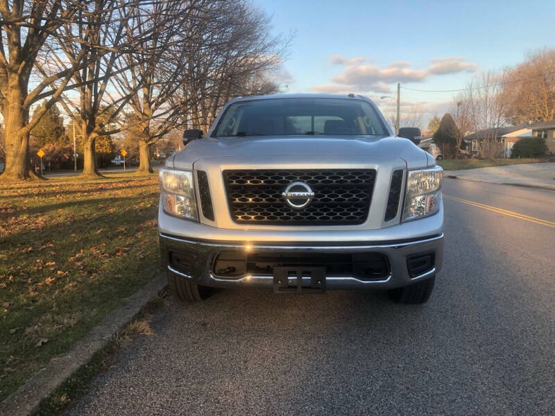2019 Nissan Titan SV
