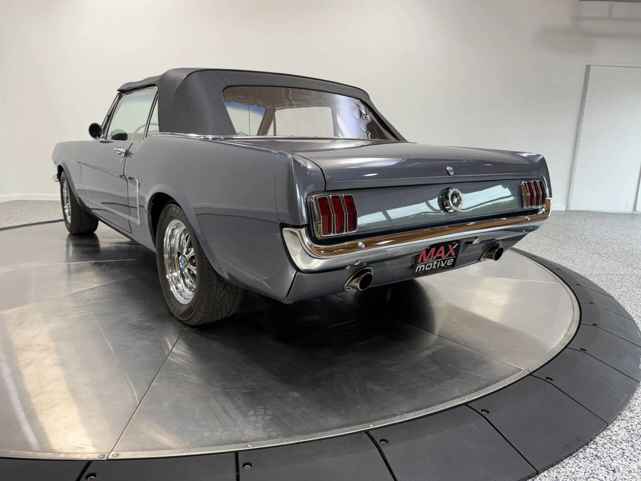1965 Ford Mustang 29