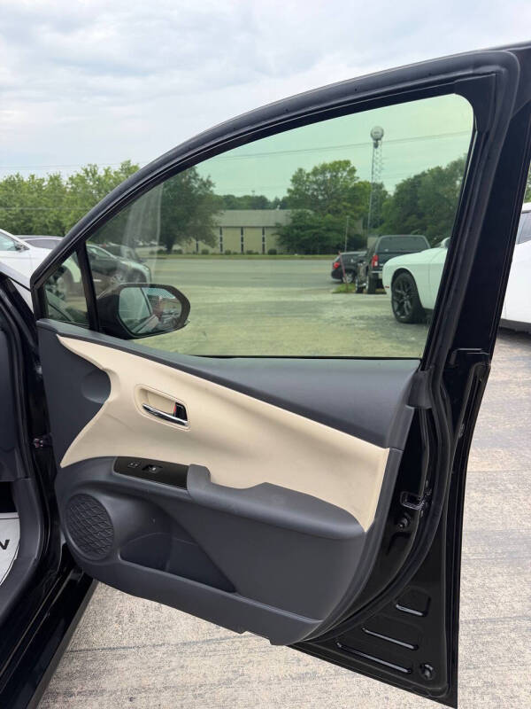 2016 Toyota Prius Four
