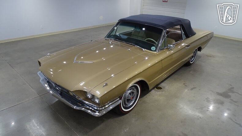 1966 Ford Thunderbird