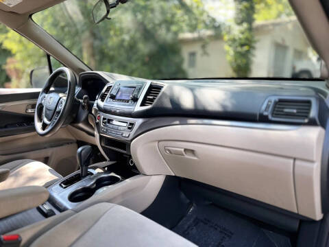 2017 Honda Pilot LX