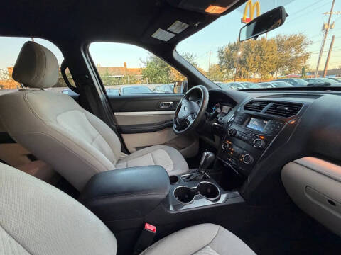 2018 Ford Explorer