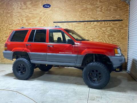1997 Jeep Grand Cherokee for sale at Dealmaker Auto Sales in Jacksonville FL
