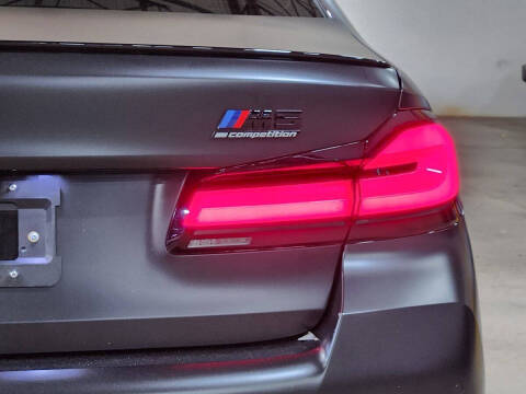 2023 BMW M5