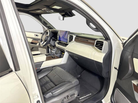 2024 Toyota Sequoia Capstone