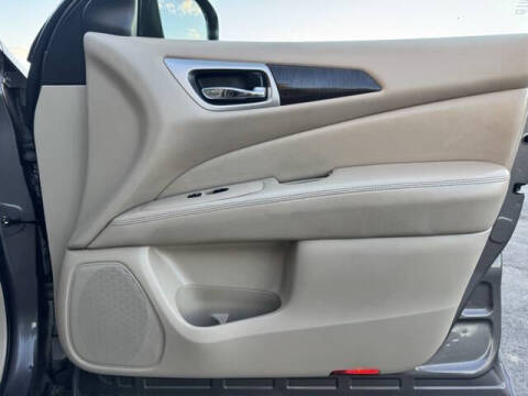 2013 Nissan Pathfinder SL