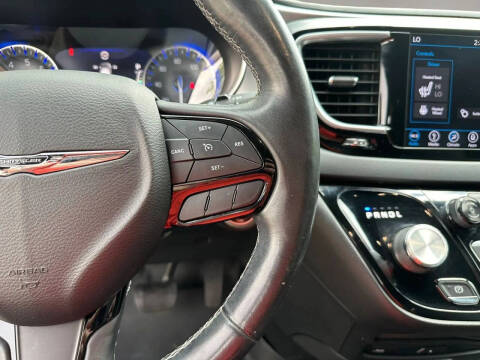 2018 Chrysler Pacifica Touring L Plus