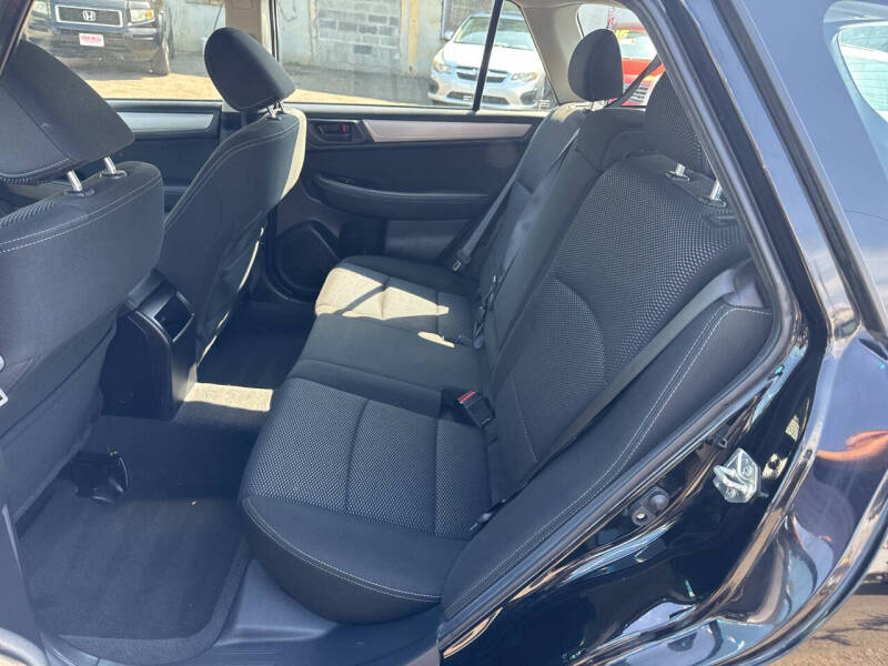 2019 Subaru Outback 2.5i