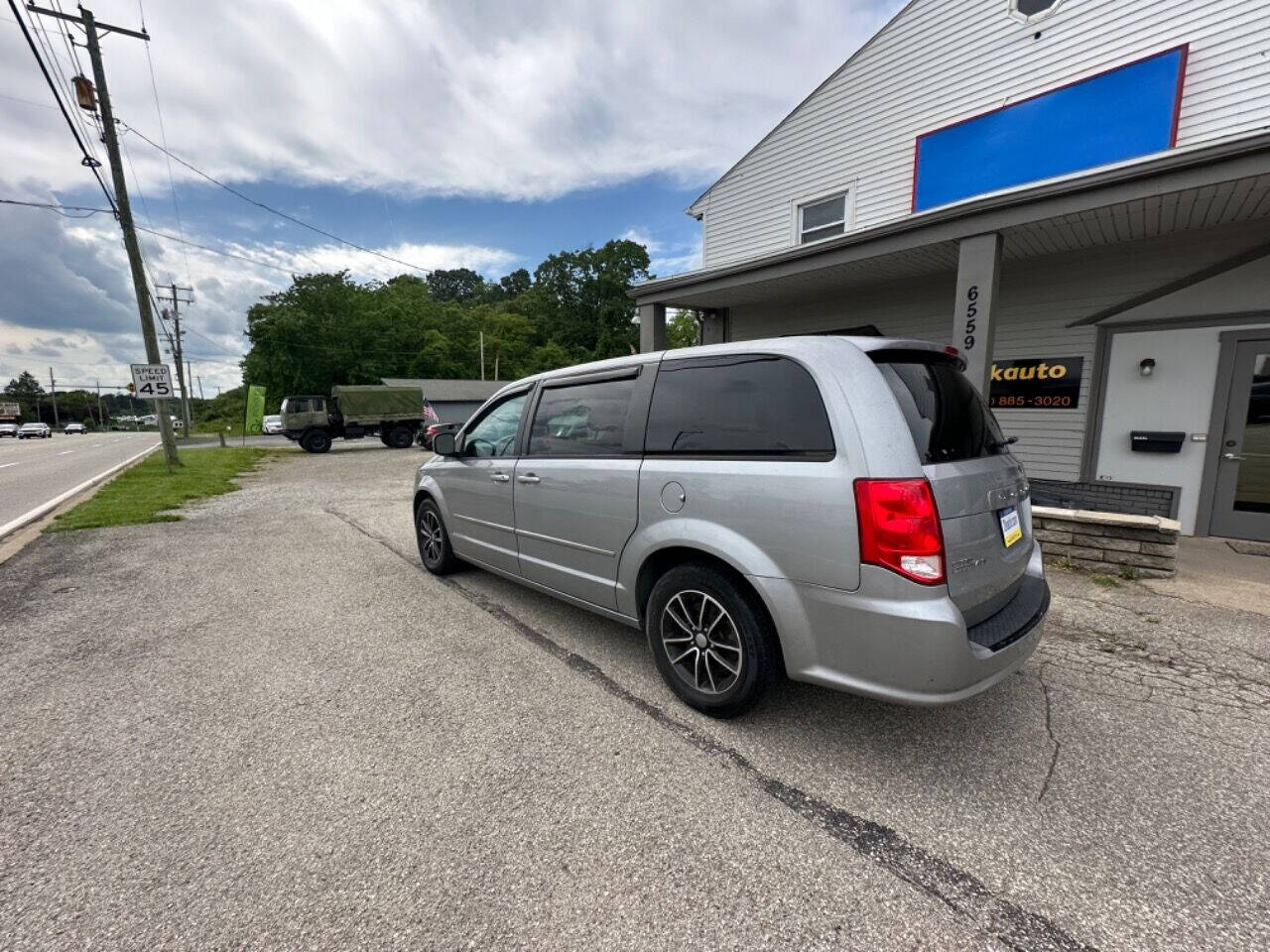 2014 Dodge Grand Caravan for sale at 2k Auto in Jeannette, PA