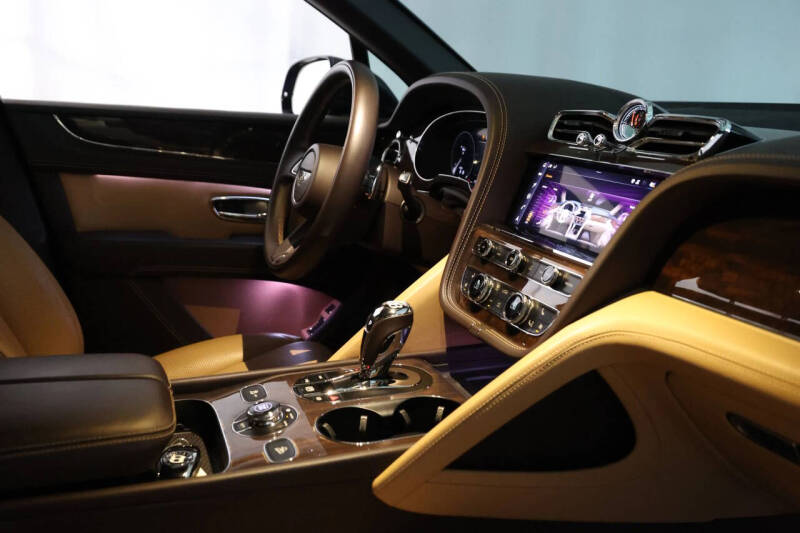 2021 Bentley Bentayga V8