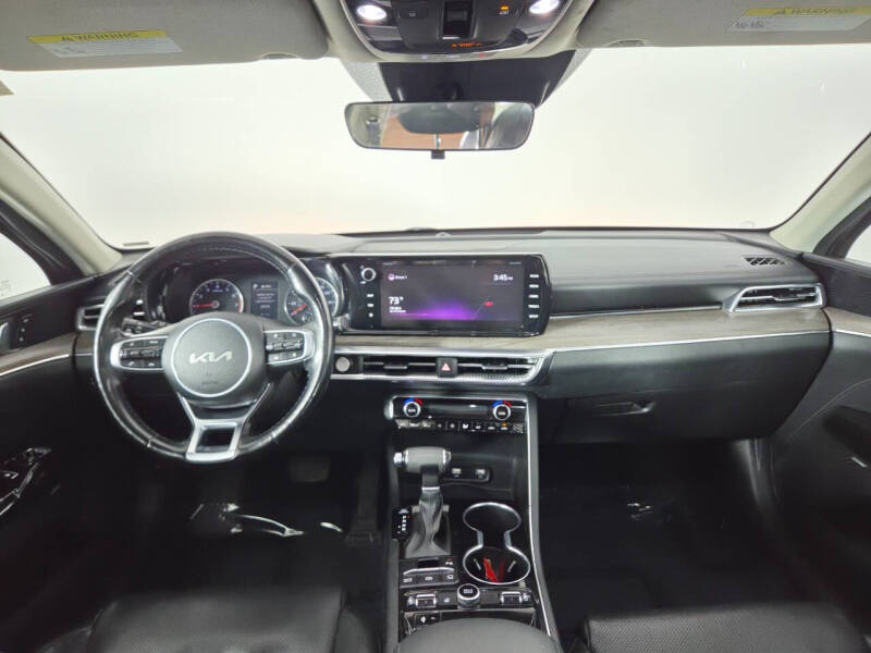 2022 Kia K5 EX