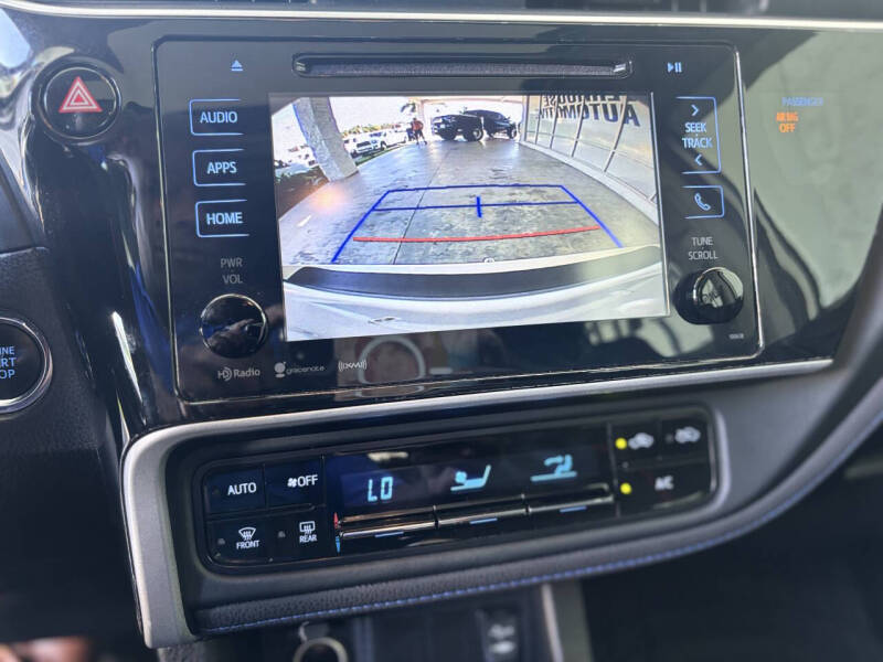 2019 Toyota Corolla SE