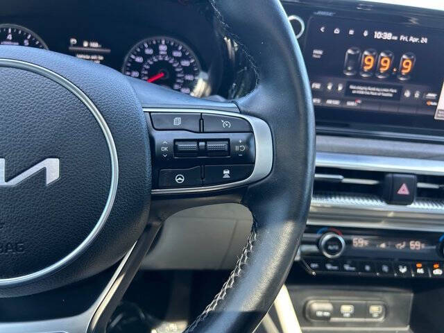 2022 Kia K5 EX