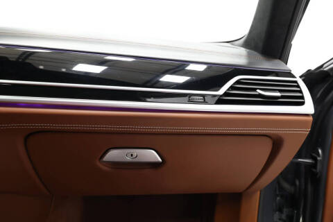 2022 BMW 7 Series M760i xDrive