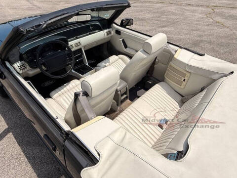 1990 Ford Mustang