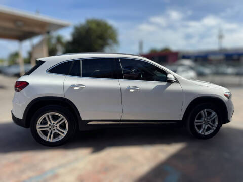 2022 Mercedes-Benz GLA GLA 250 4MATIC