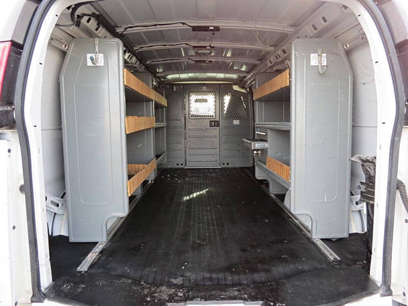 2017 Chevrolet Express 2500