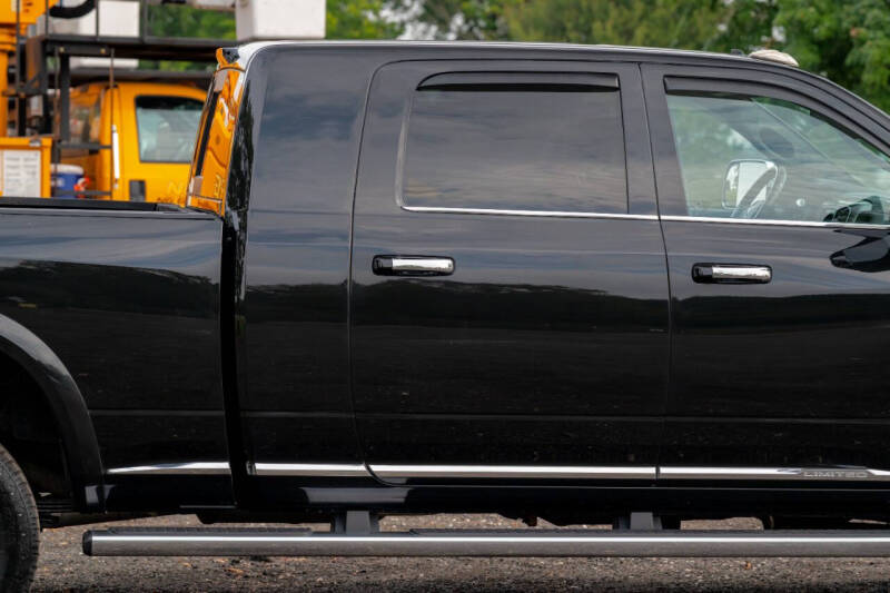 2018 RAM 3500 Laramie Limited