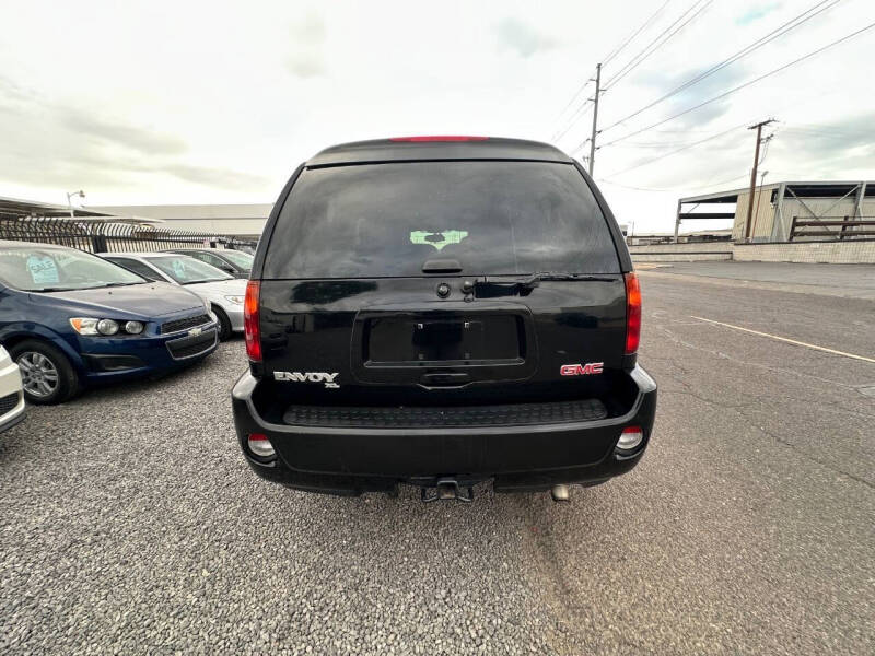 2005 GMC Envoy XL Denali