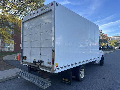 2022 Ford E-Series E-350 SD