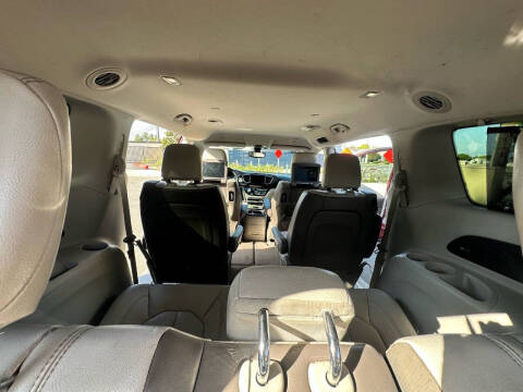 2018 Chrysler Pacifica Touring L Plus