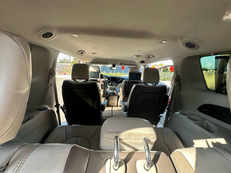 2018 Chrysler Pacifica Touring L Plus