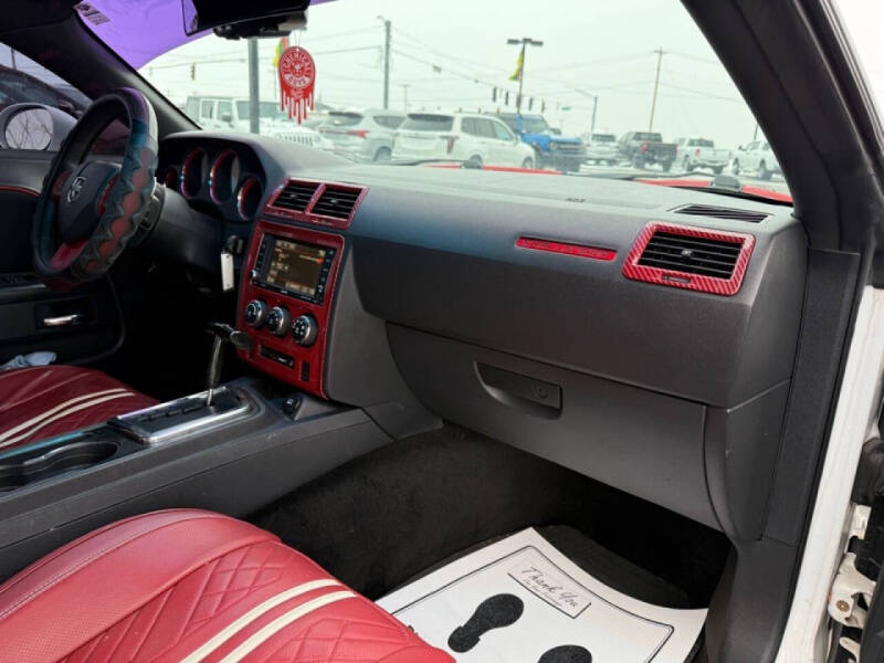 2013 Dodge Challenger SXT