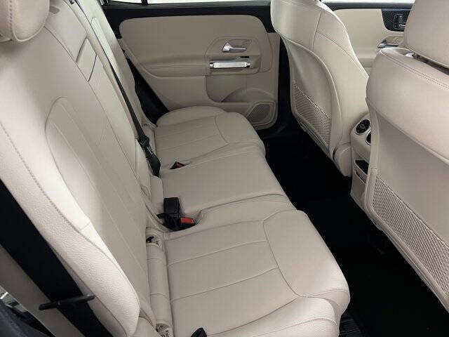 2025 Mercedes-Benz GLB GLB 250 4MATIC