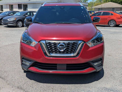 2020 Nissan Kicks SR
