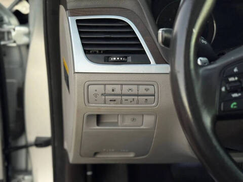 2015 Hyundai Genesis 5.0L