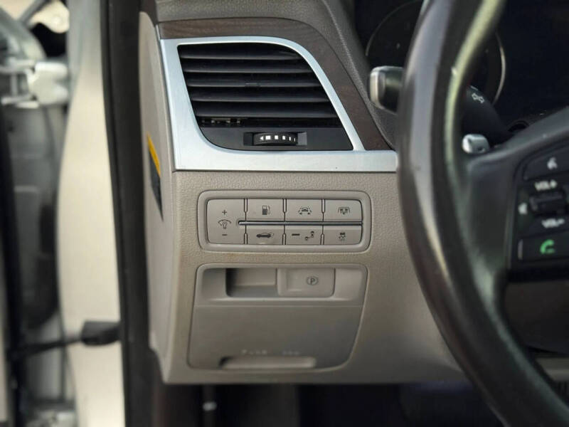 2015 Hyundai Genesis 5.0L