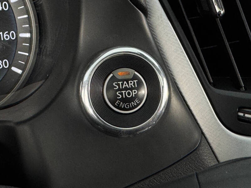 2021 Infiniti Q50 Luxe