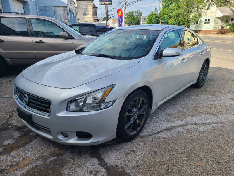 2012 Nissan Maxima S's photo