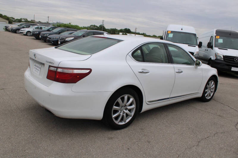 2007 Lexus LS 460