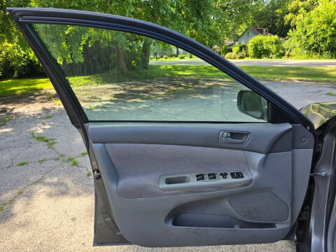 2002 Toyota Camry LE