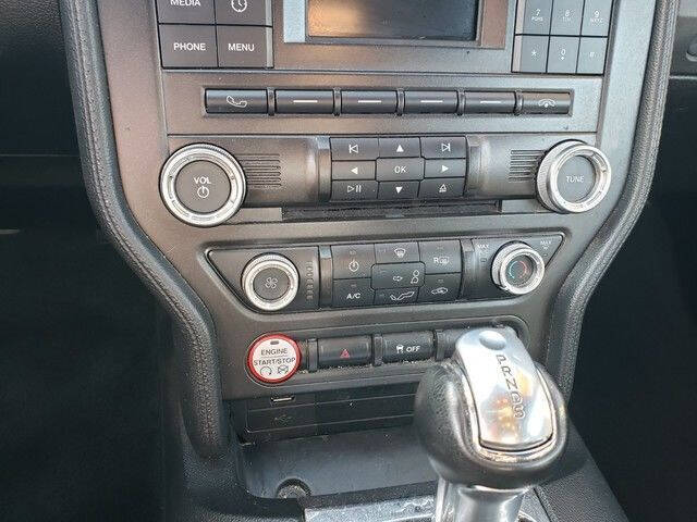 2016 Ford Mustang V6