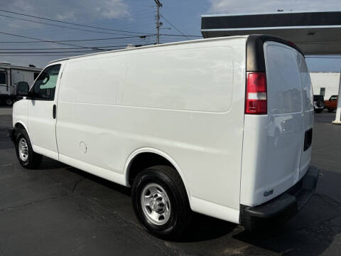 2018 Chevrolet Express 2500