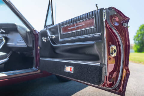 1966 Ford Thunderbird