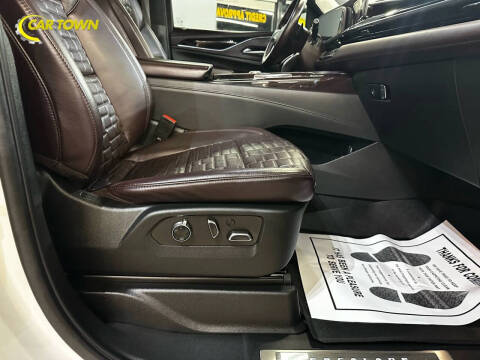 2022 Cadillac Escalade ESV Premium Luxury Platinum