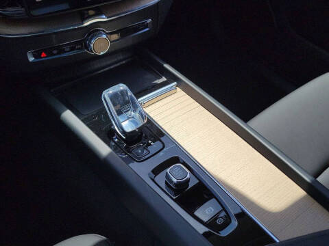 2026 Volvo XC60 B5 Core