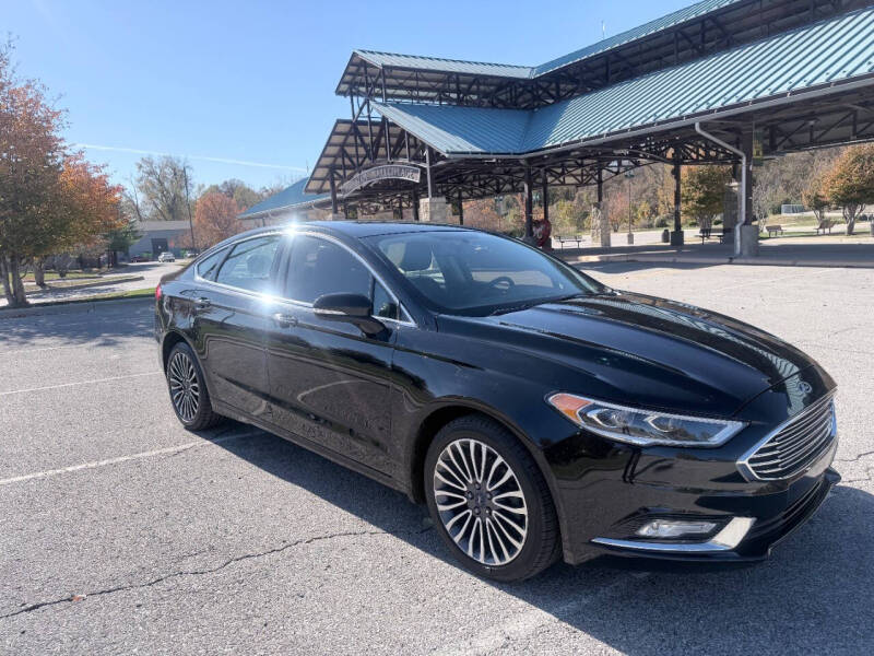 2017 Ford Fusion SE's photo