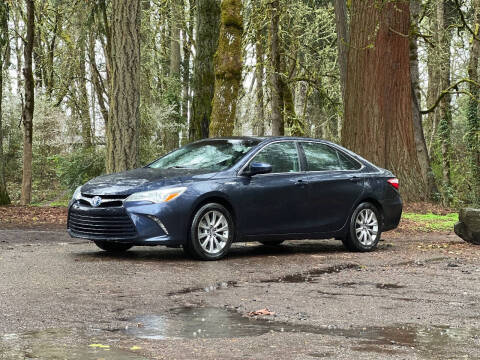 2017 Toyota Camry Hybrid for sale at Rave Auto Sales in Corvallis OR