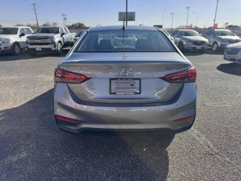 2022 Hyundai Accent SE