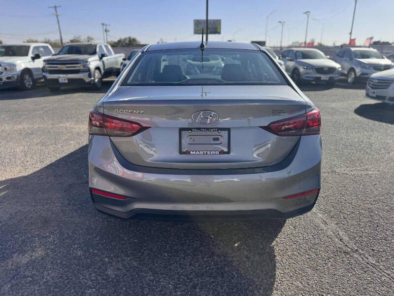 2022 Hyundai Accent SE