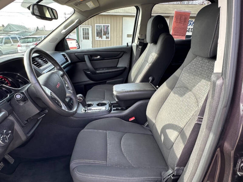 2015 GMC Acadia SLE-2