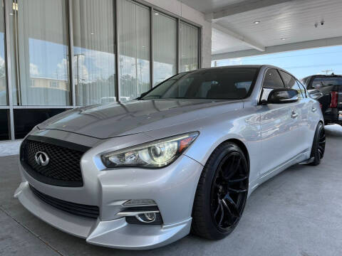 2014 Infiniti Q50 for sale at Powerhouse Automotive in Tampa FL