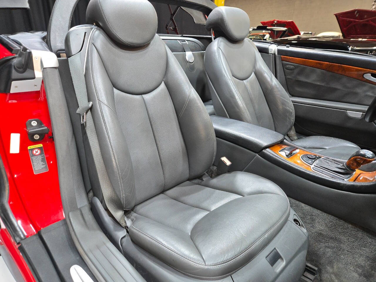 2003 Mercedes-Benz SL-Class 12