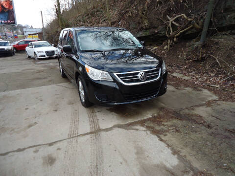 2010 Volkswagen Routan for sale at Select Motors Group in Pittsburgh PA