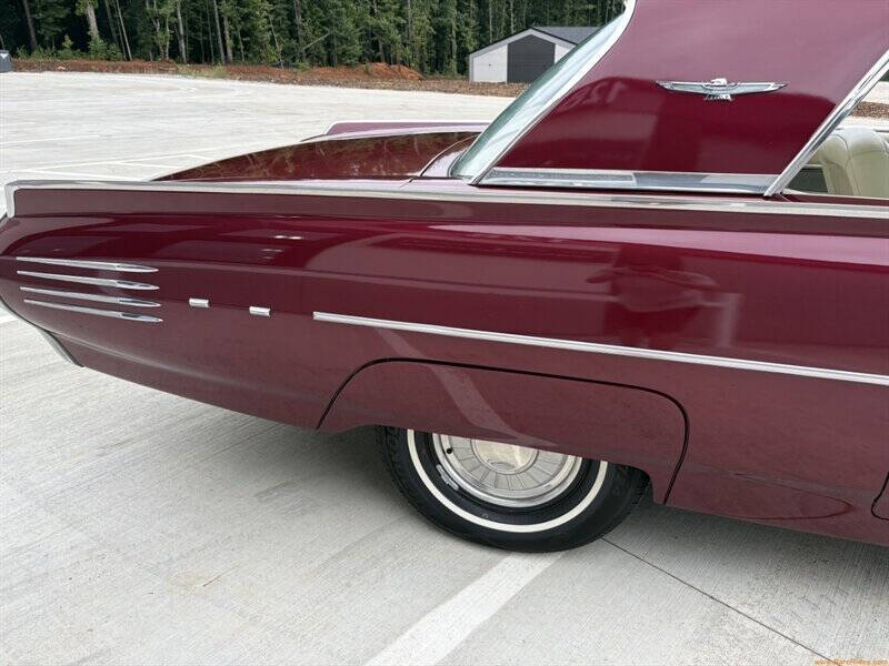 1961 Ford Thunderbird