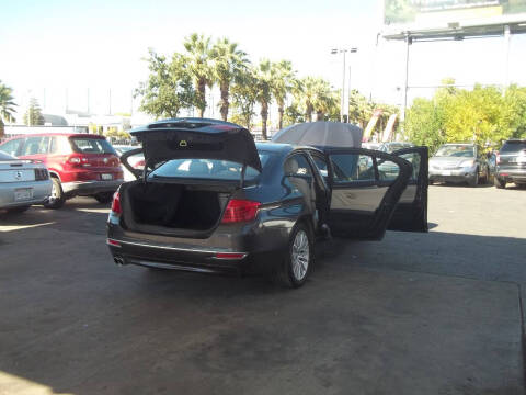 2014 BMW 5 Series 528i